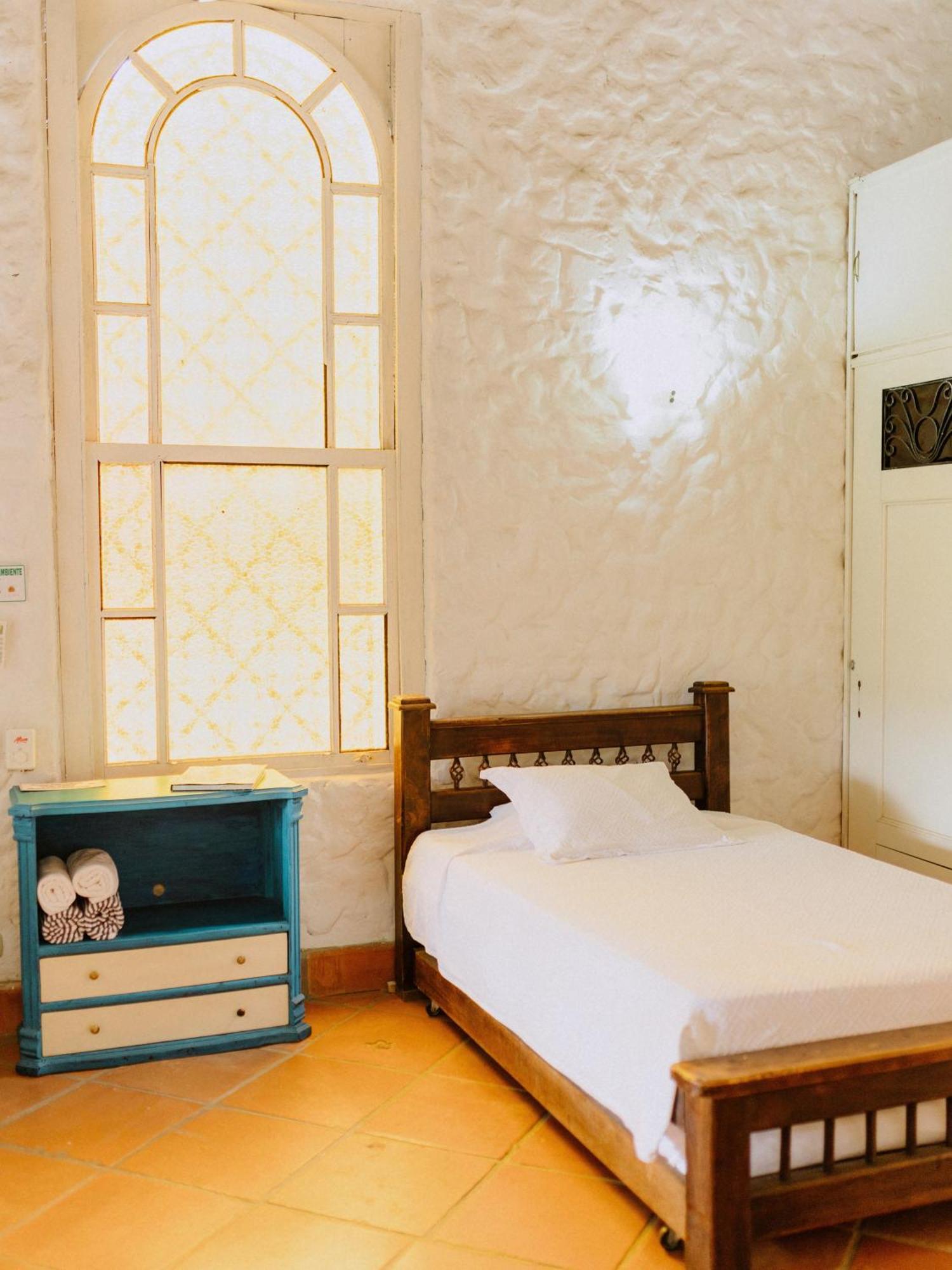 Hotel Kalma Santa Fe de Antioquia Dış mekan fotoğraf