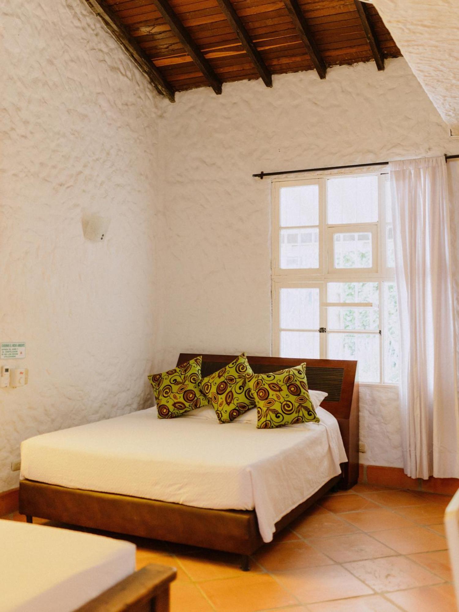 Hotel Kalma Santa Fe de Antioquia Dış mekan fotoğraf