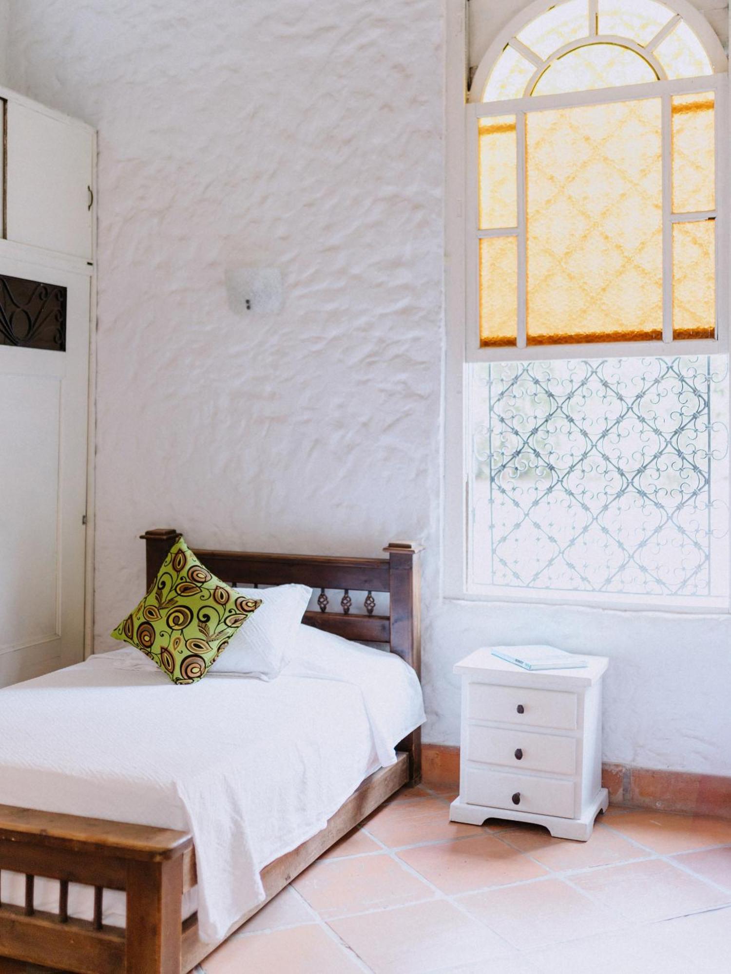 Hotel Kalma Santa Fe de Antioquia Dış mekan fotoğraf