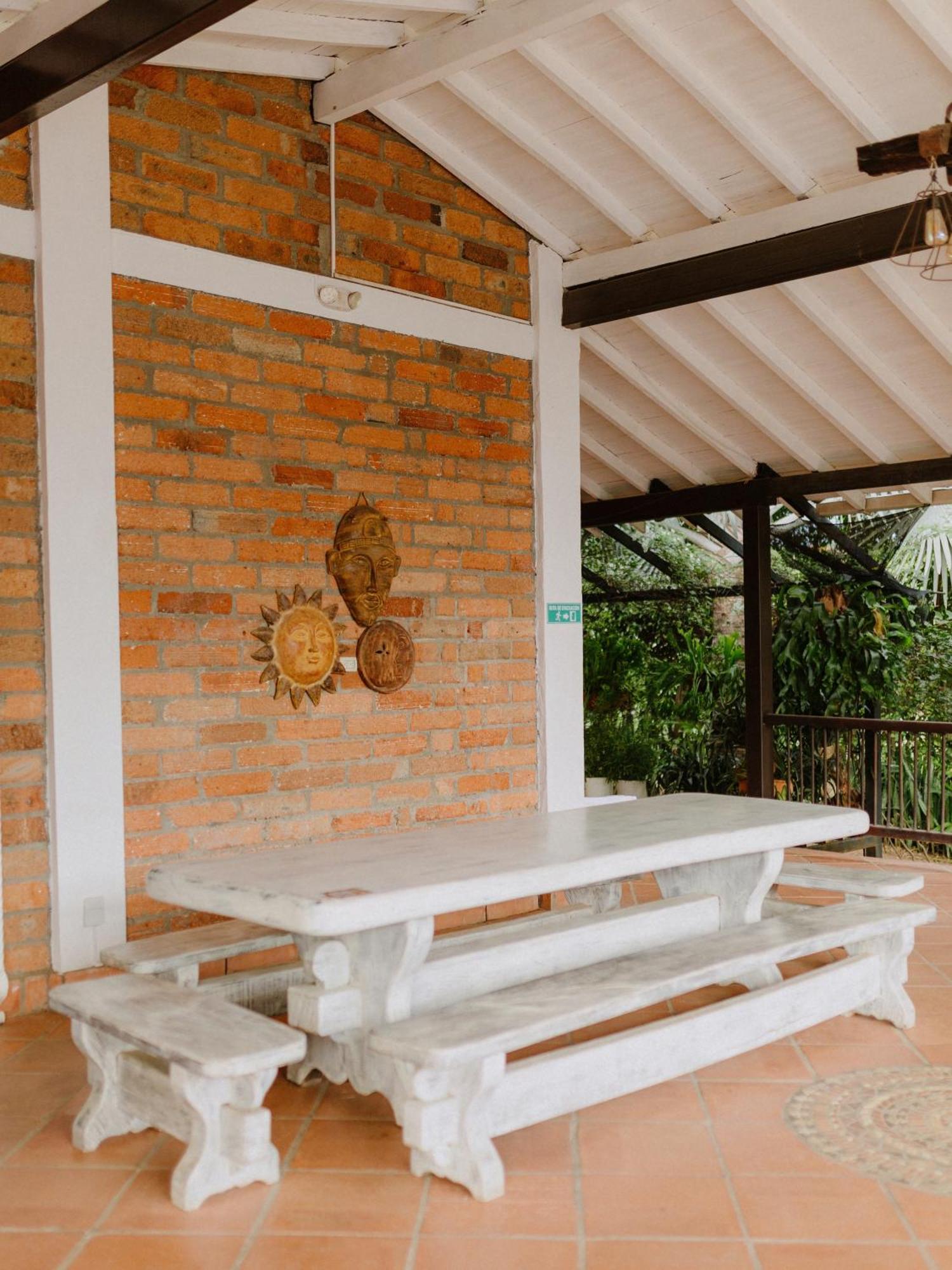 Hotel Kalma Santa Fe de Antioquia Dış mekan fotoğraf